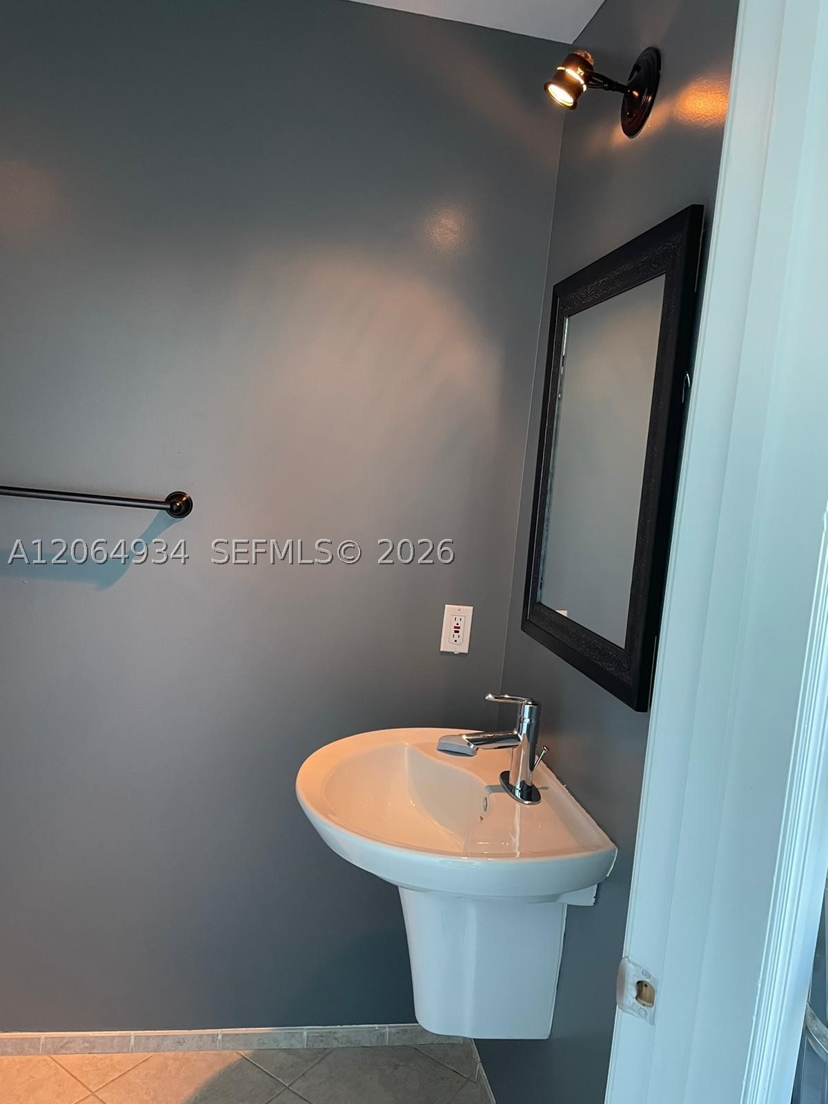 60 SW 13th St #3426, Miami FL 33130