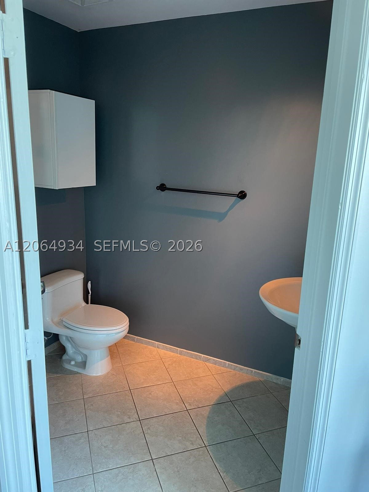 60 SW 13th St #3426, Miami FL 33130