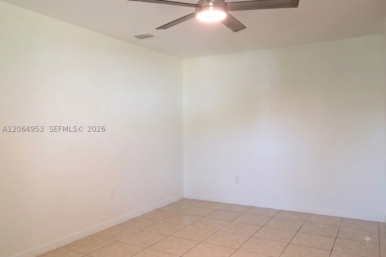 4330 NW 203rd Ter, Miami Gardens FL 33055