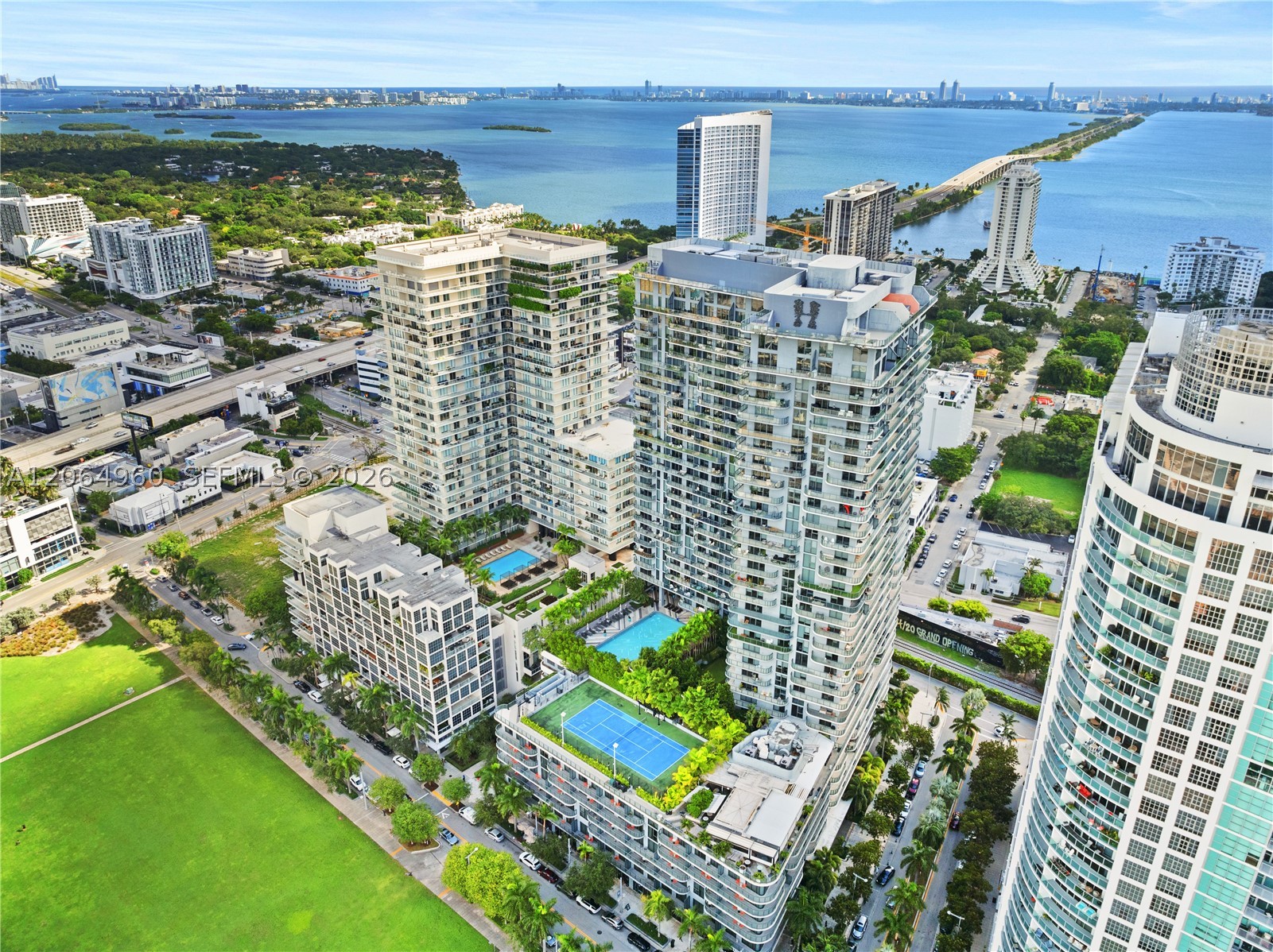 121 NE 34th St #2409, Miami FL 33137
