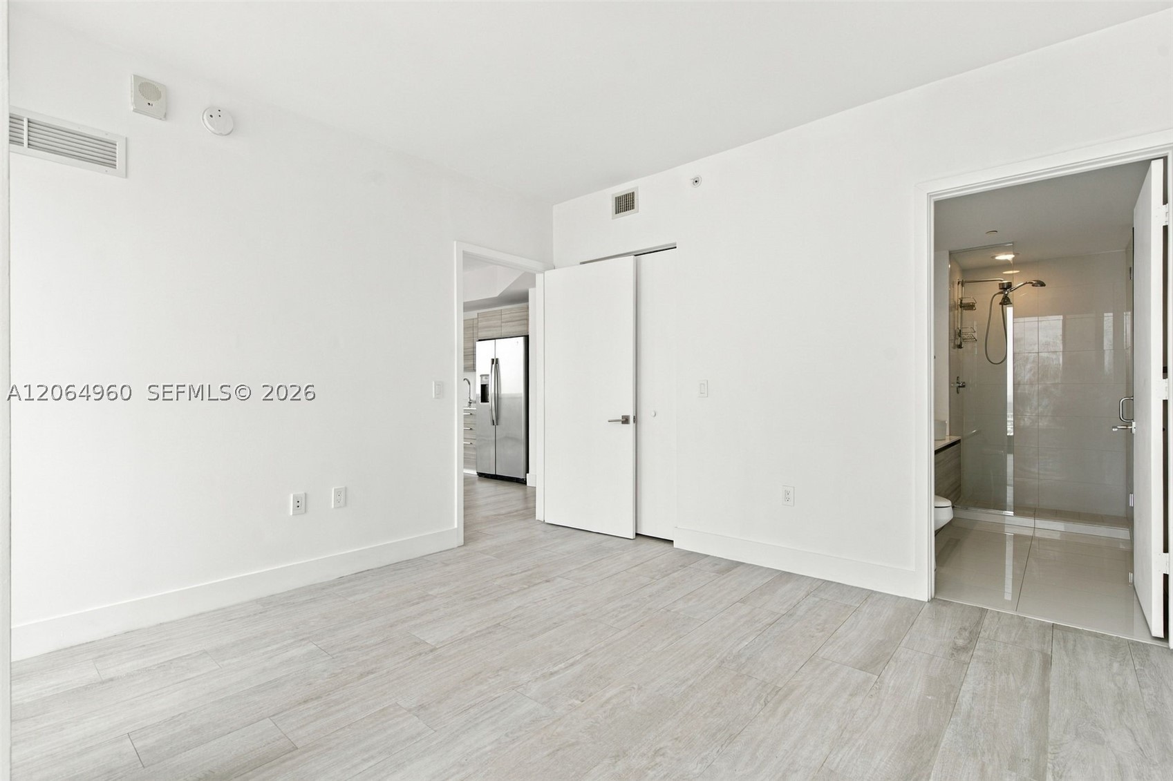 121 NE 34th St #2409, Miami FL 33137