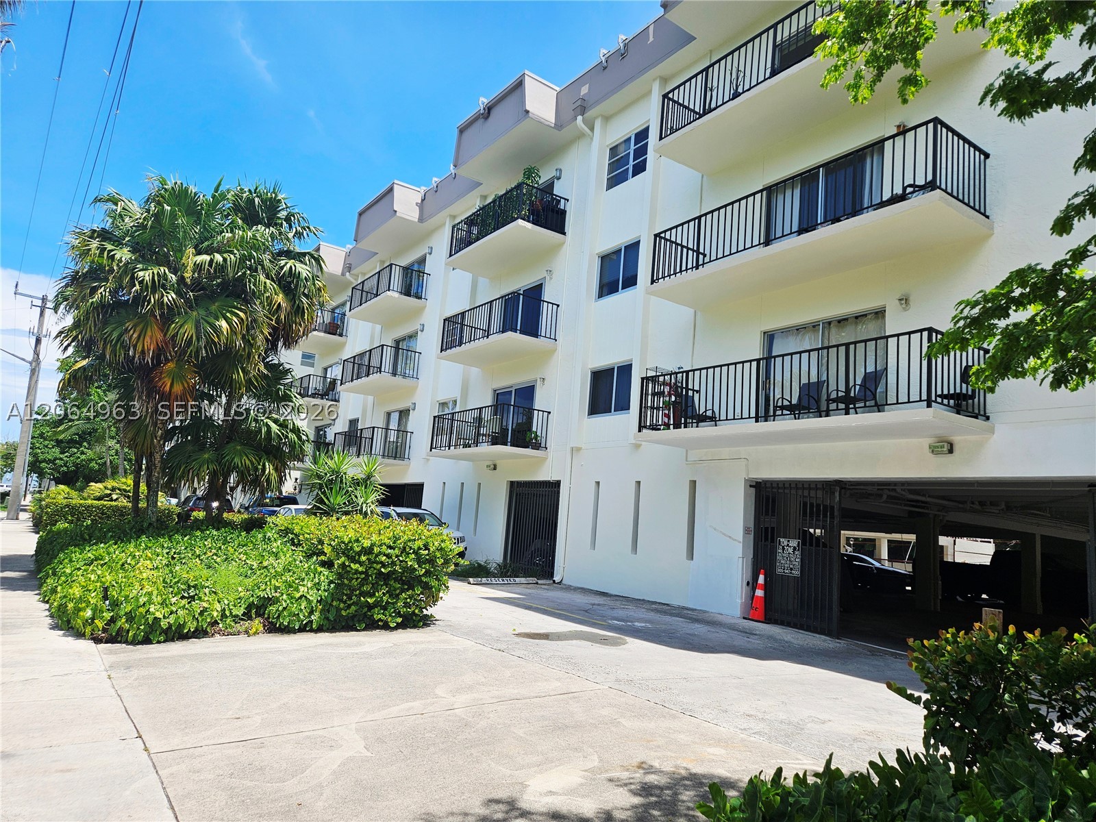 2620 NE 135th St #426, North Miami FL 33181