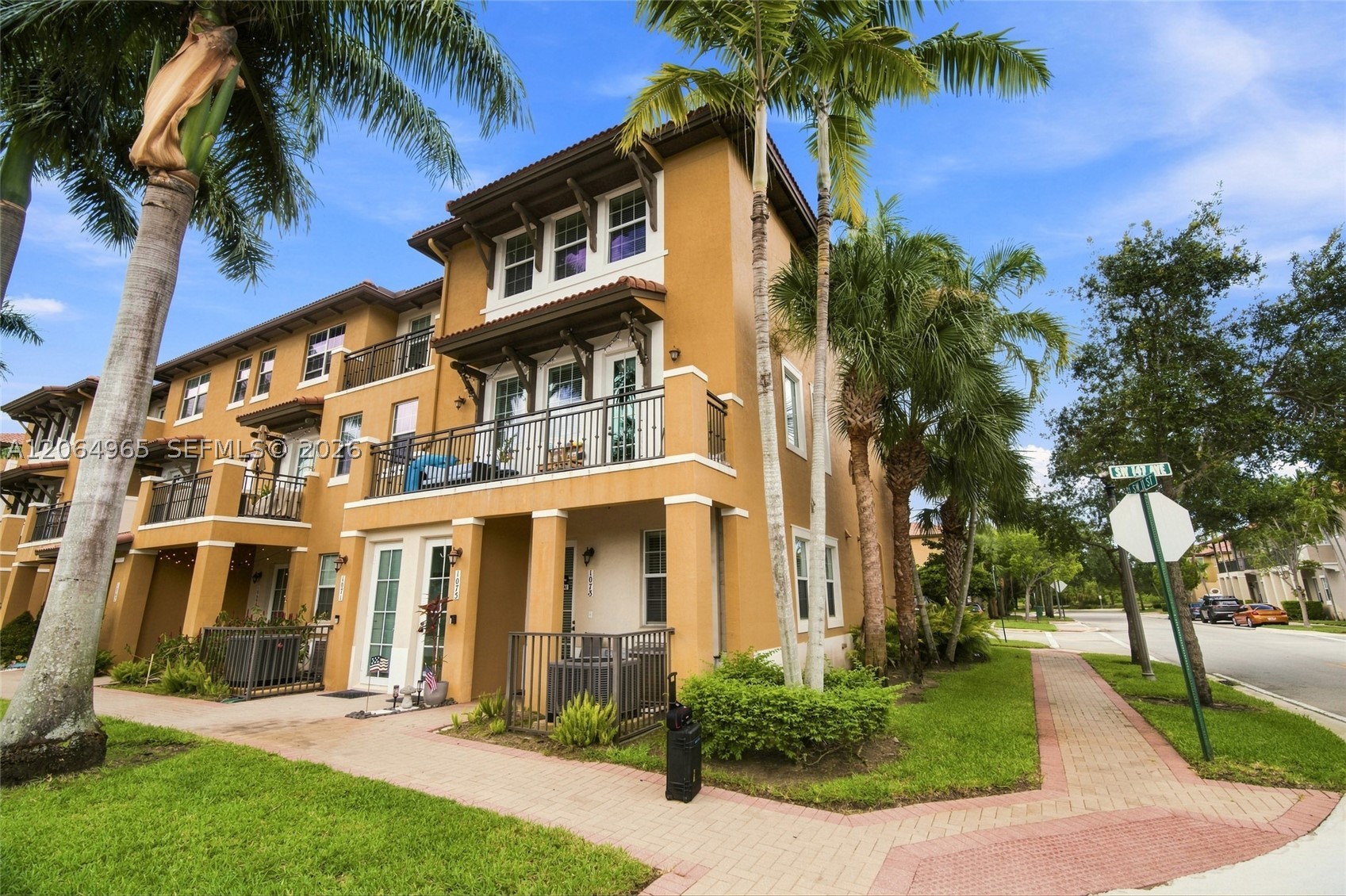 1075 SW 147 Ave #5601, Pembroke Pines FL 33027