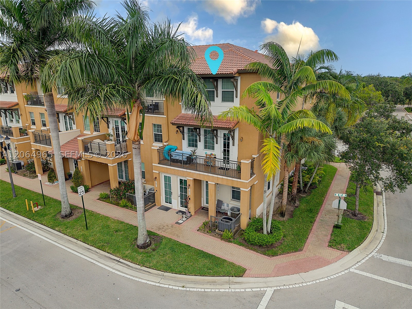 1075 SW 147 Ave #5601, Pembroke Pines FL 33027