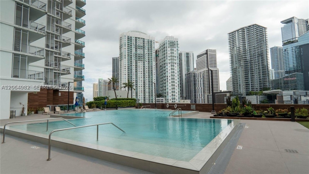 350 S Miami Ave #2714, Miami FL 33130