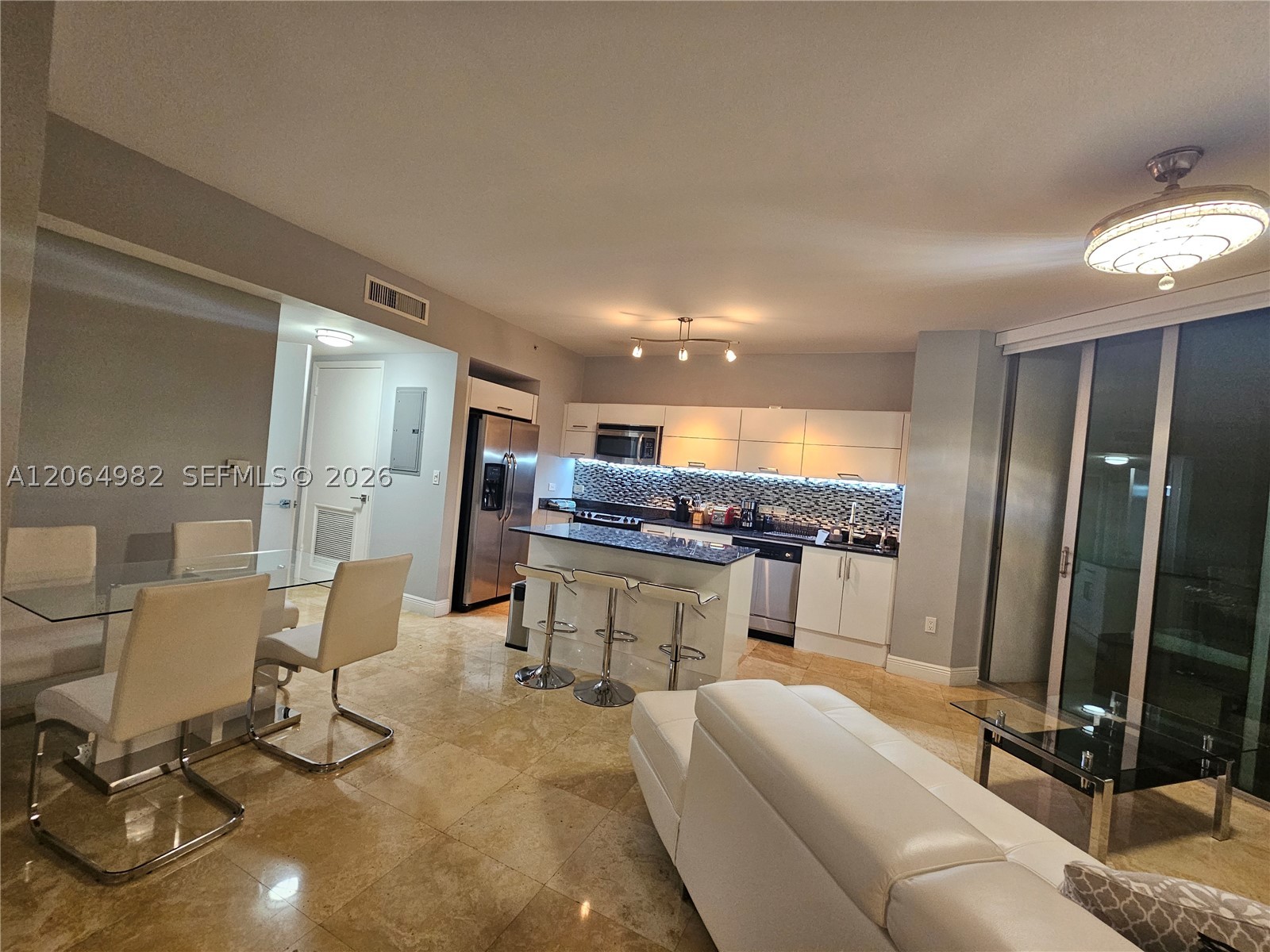 350 S Miami Ave #2714, Miami FL 33130