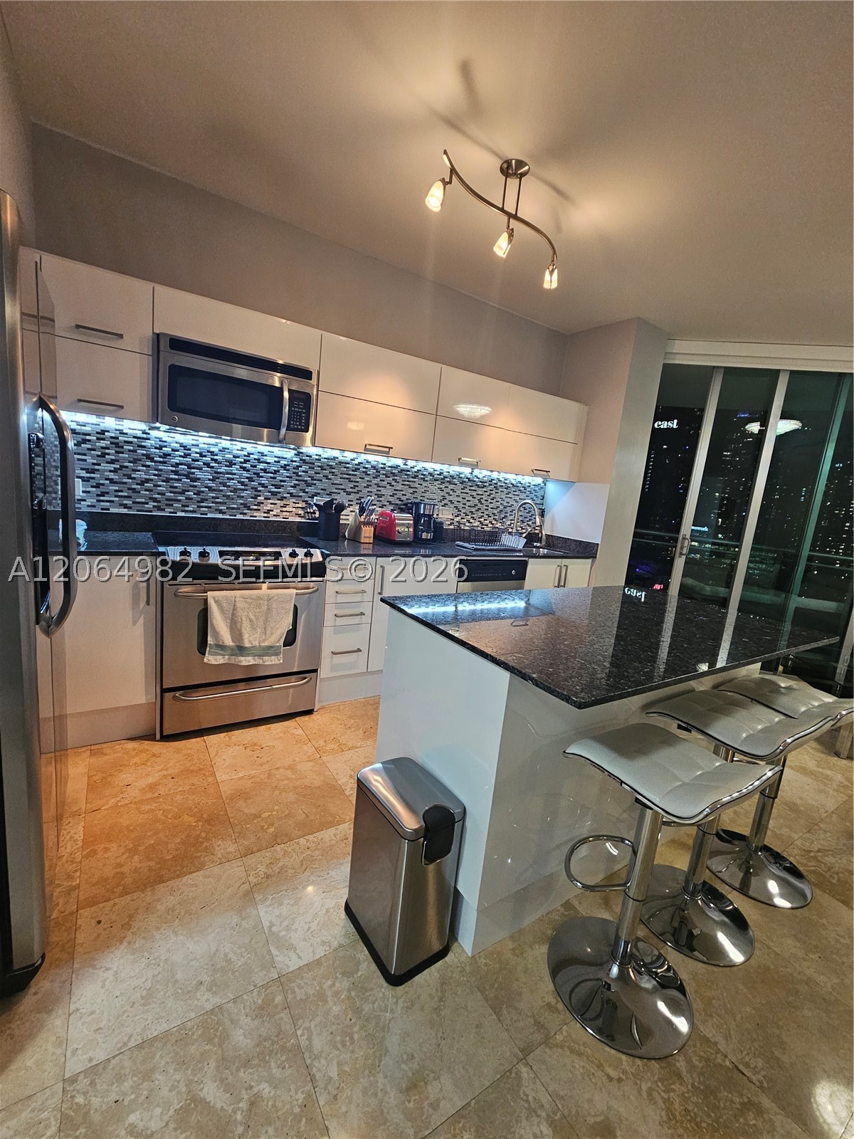 350 S Miami Ave #2714, Miami FL 33130