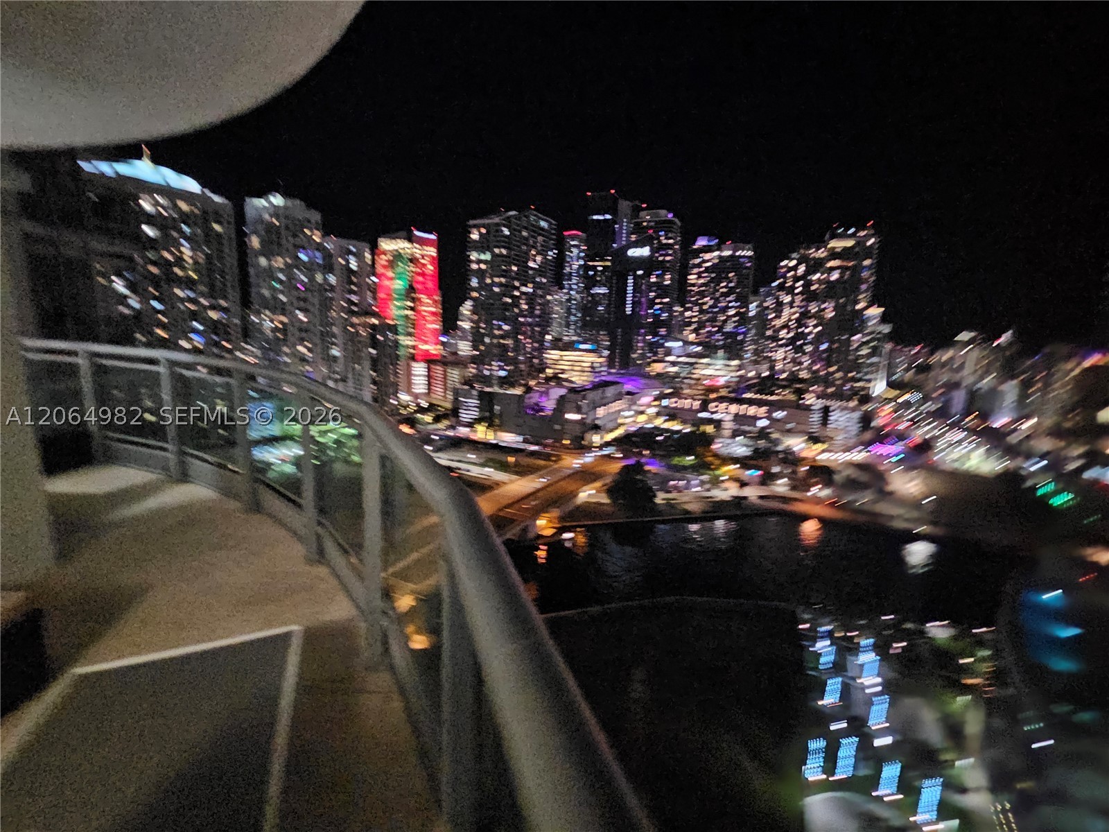 350 S Miami Ave #2714, Miami FL 33130