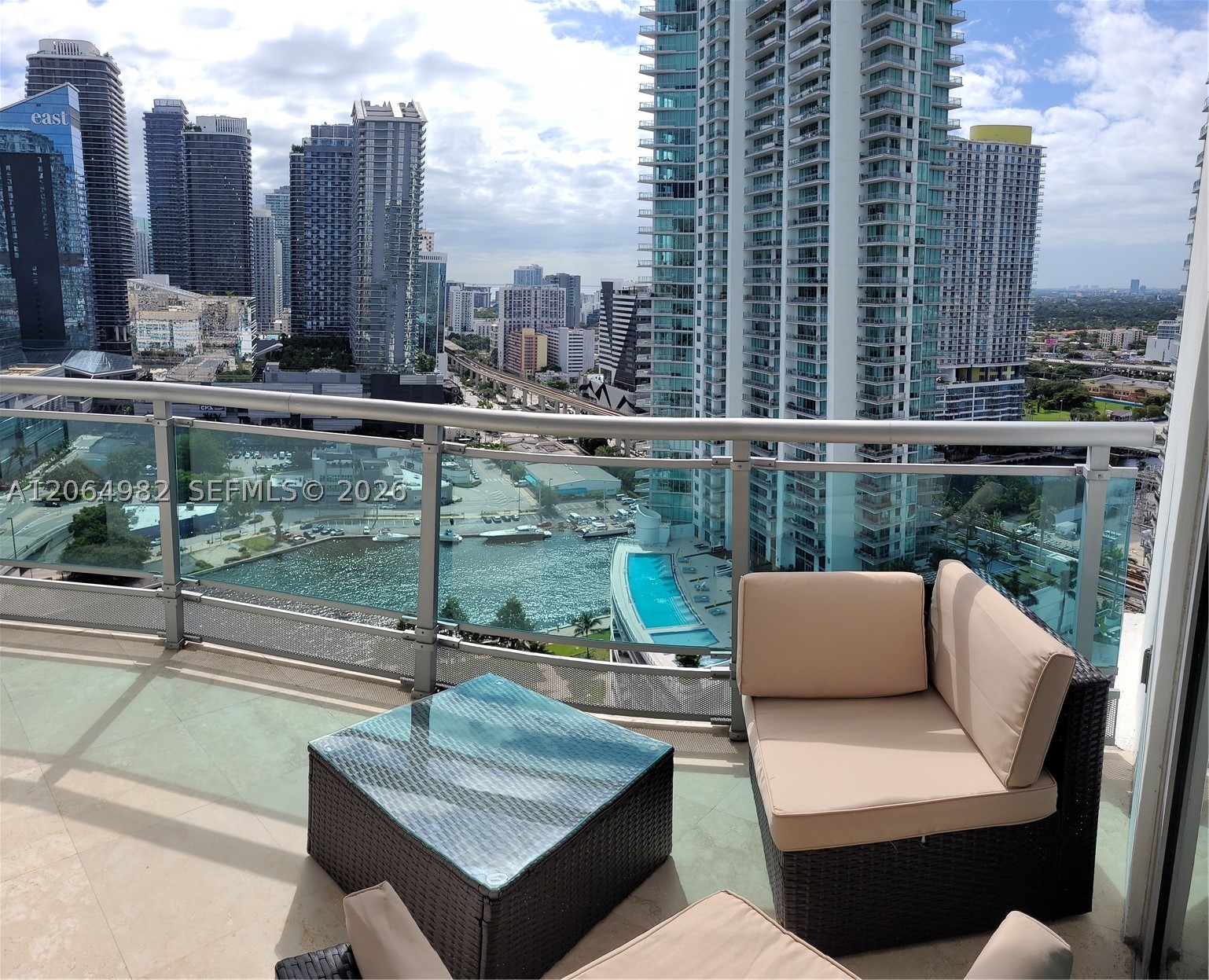 350 S Miami Ave #2714, Miami FL 33130