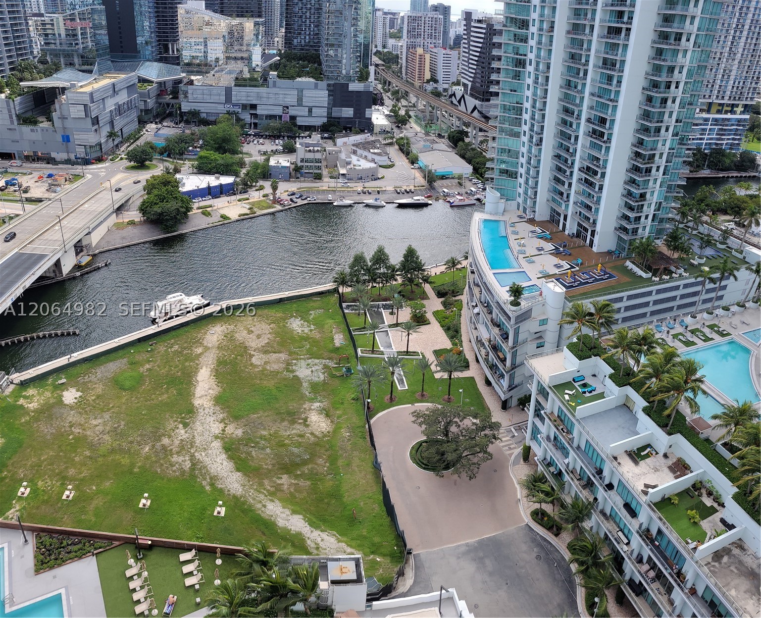 350 S Miami Ave #2714, Miami FL 33130