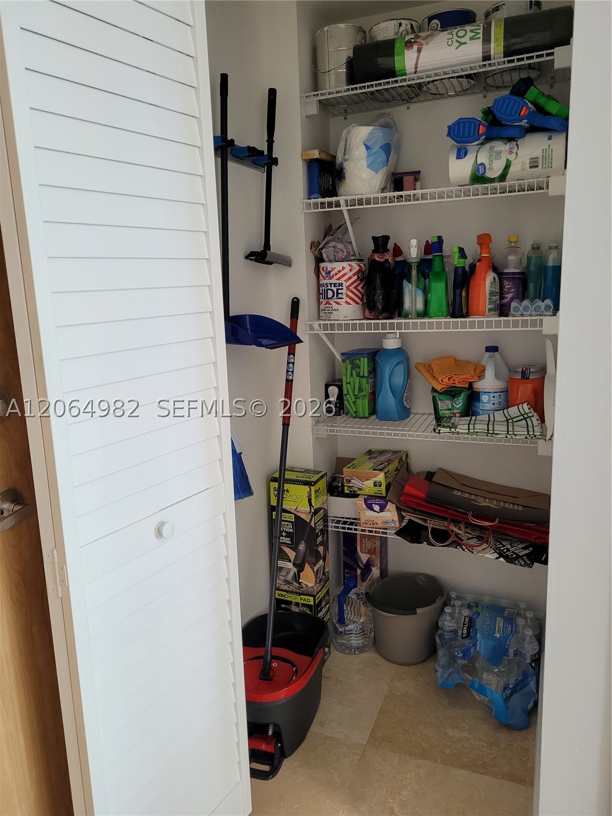 350 S Miami Ave #2714, Miami FL 33130