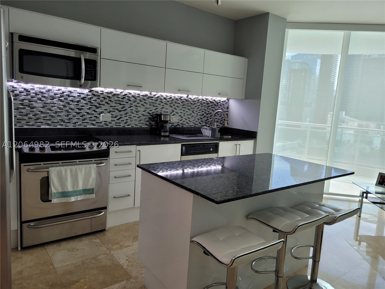 350 S Miami Ave #2714, Miami FL 33130