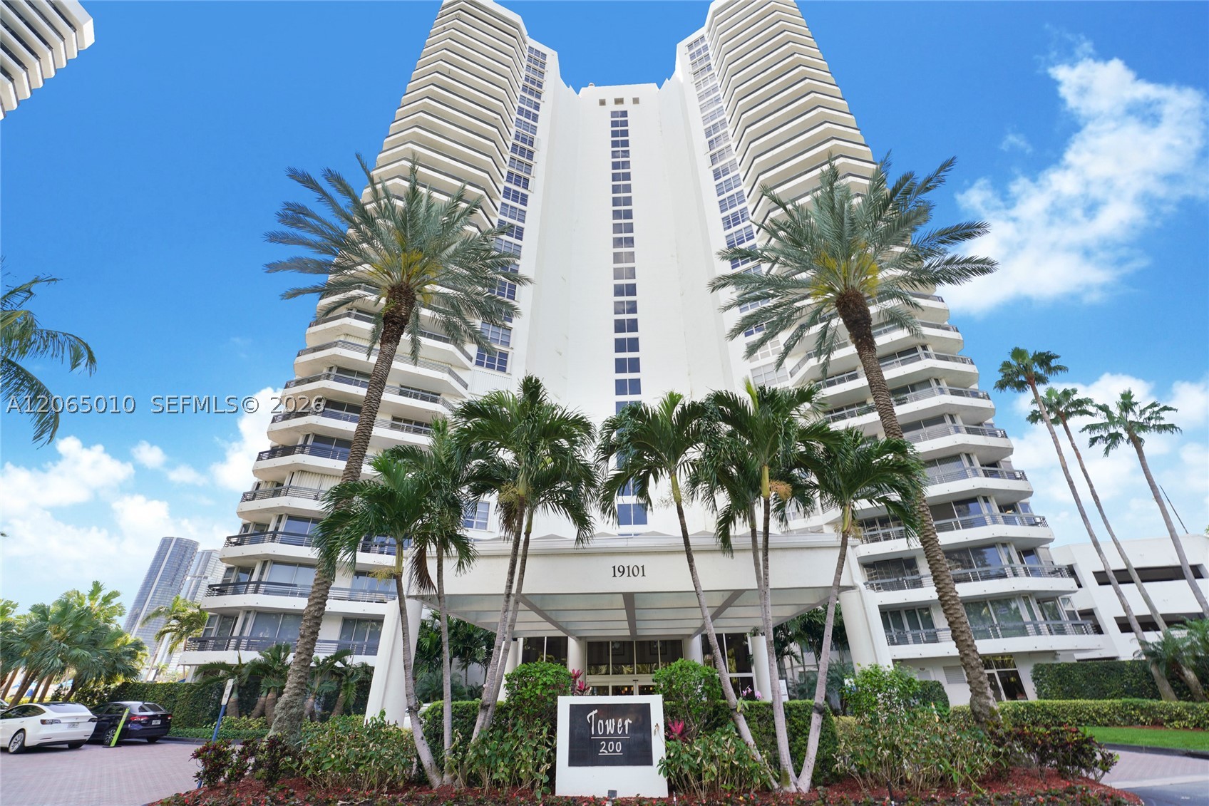 19101 NE 36th Ct #705, Aventura FL 33180