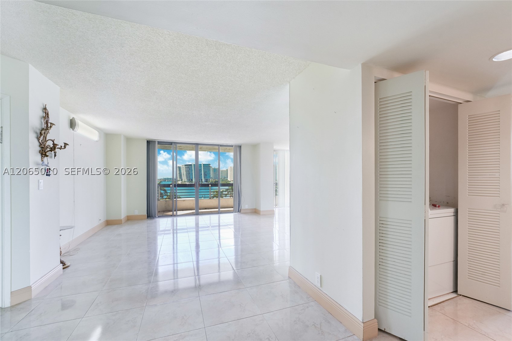 19101 NE 36th Ct #705, Aventura FL 33180