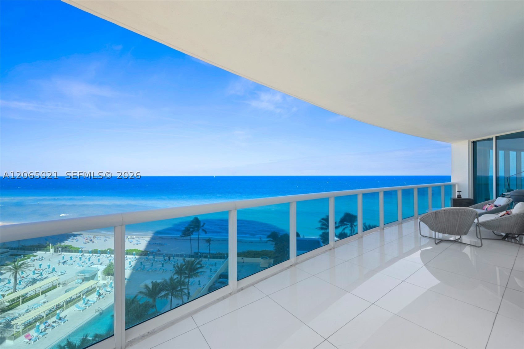 2711 S Ocean Dr #902, Hollywood FL 33019