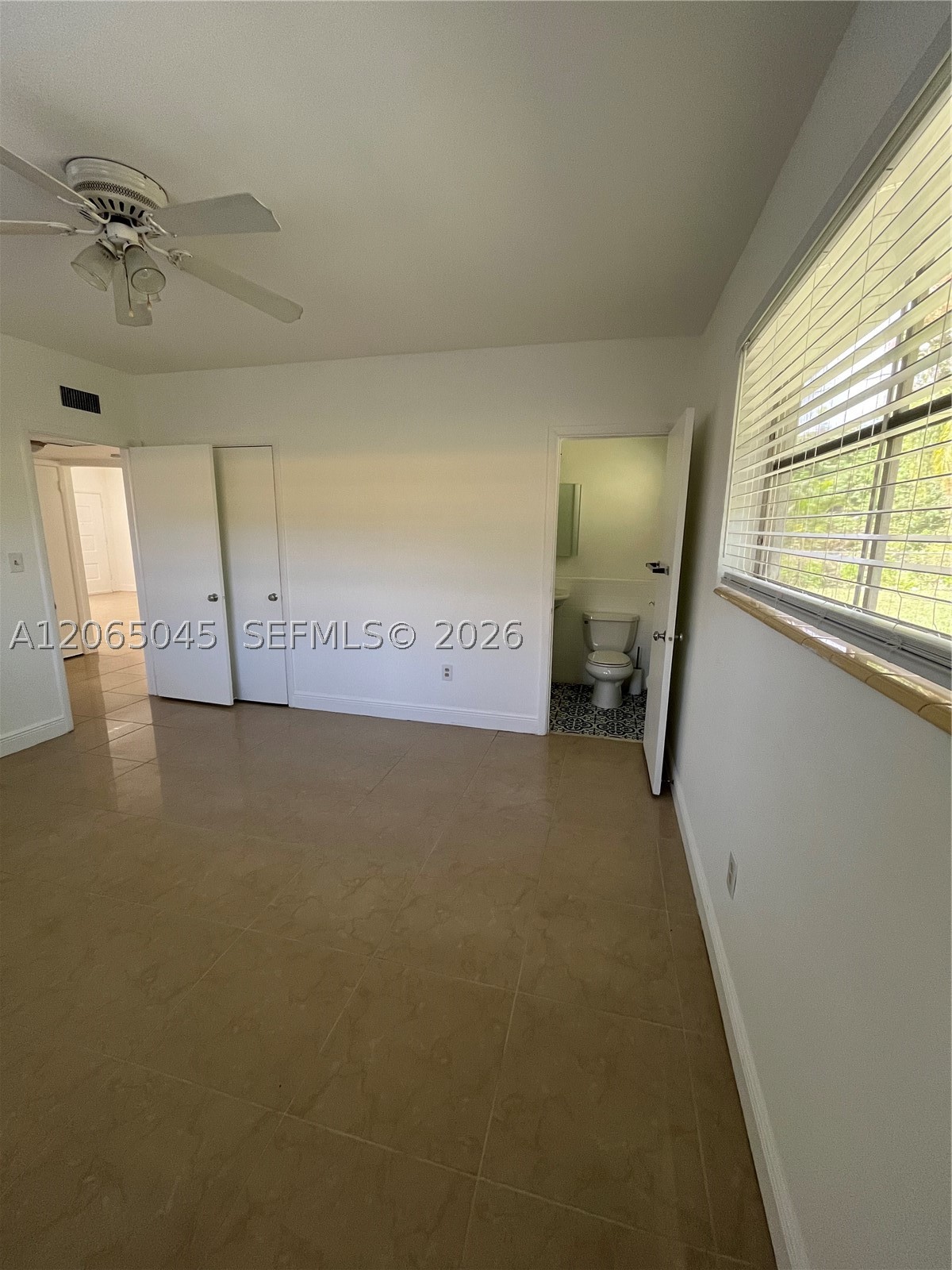33 NW 87th St, El Portal FL 33150