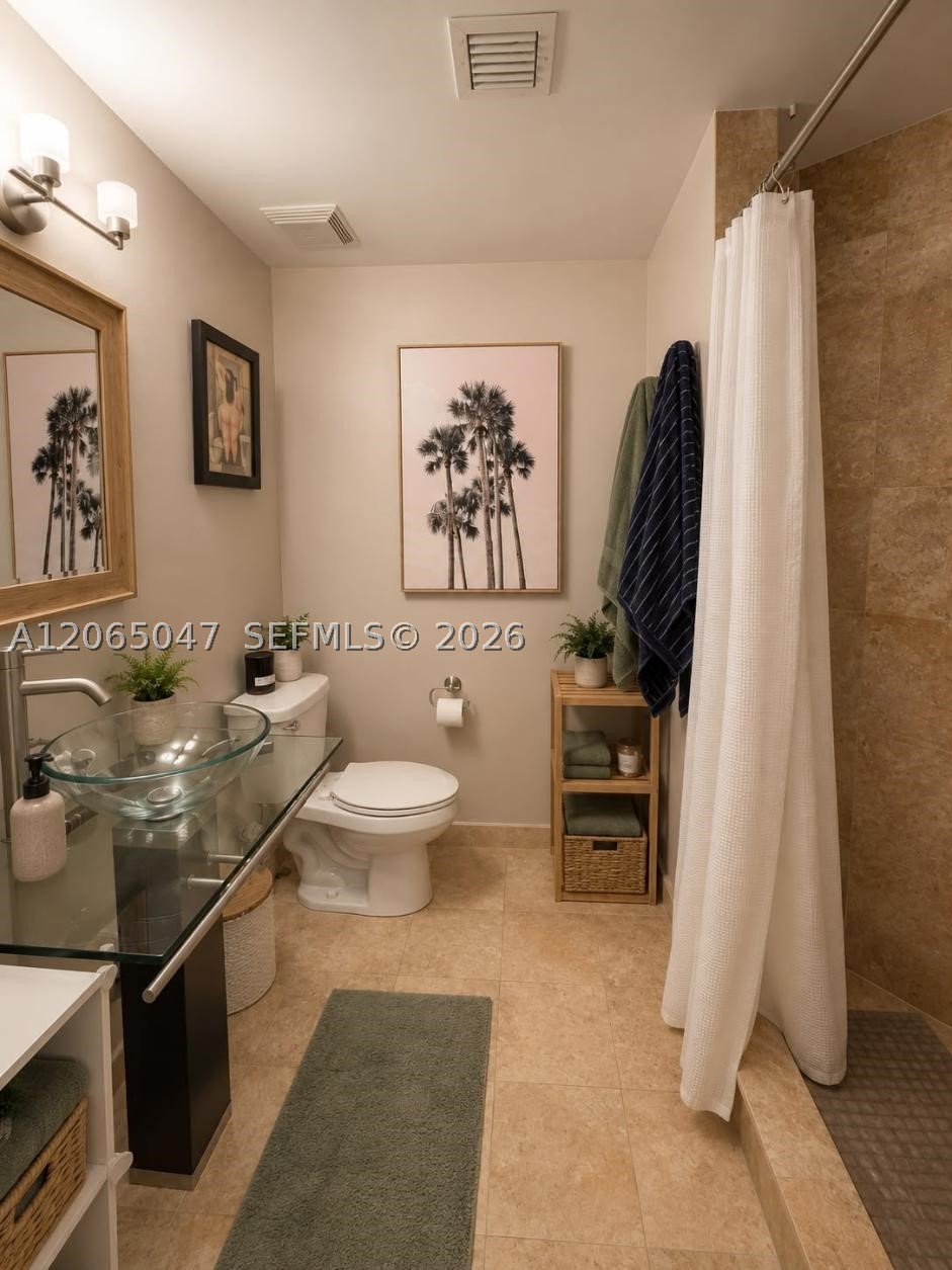350 S Miami Ave #2904, Miami FL 33130