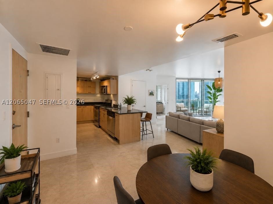 350 S Miami Ave #2904, Miami FL 33130