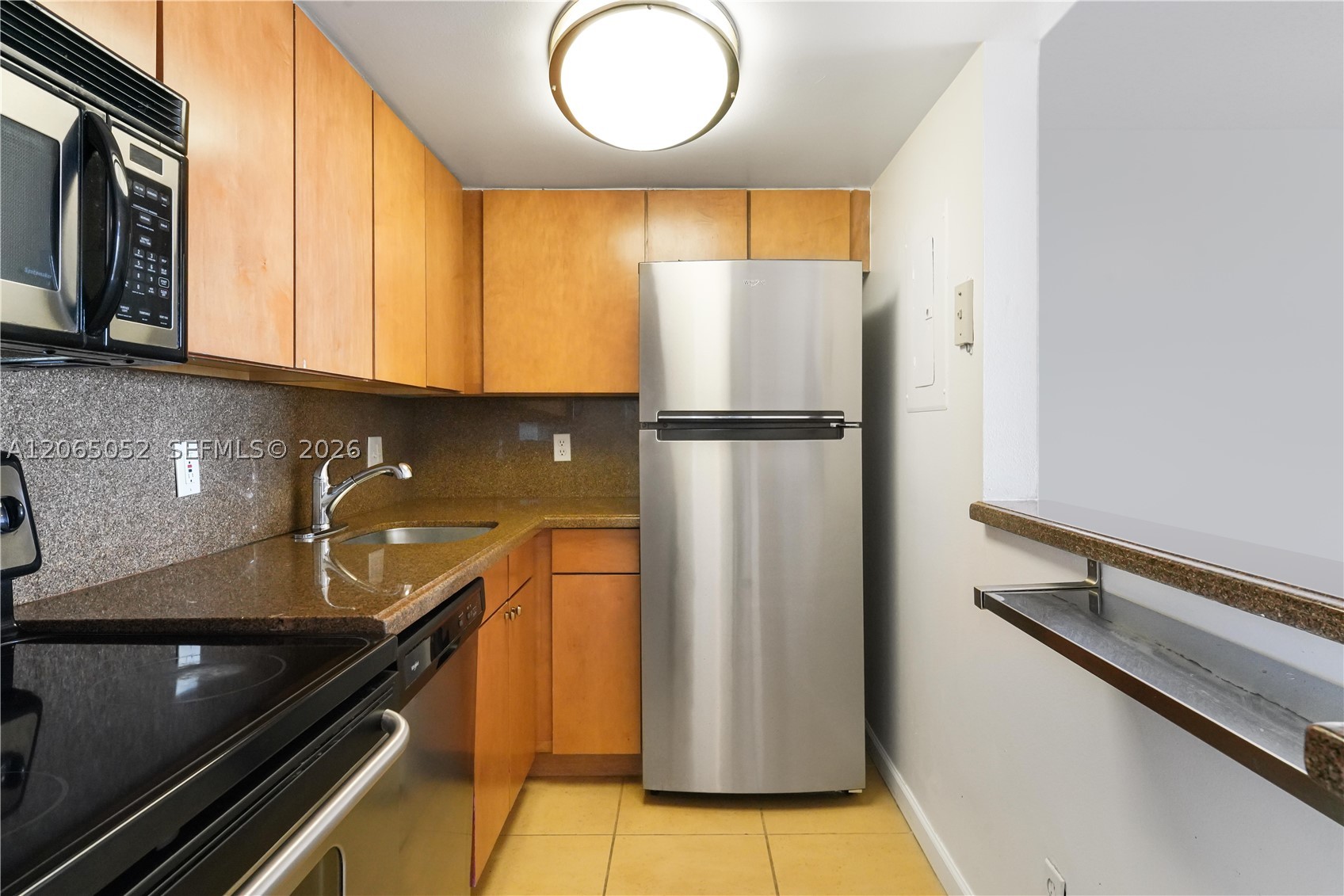770 Claughton Island Dr #808, Miami FL 33131