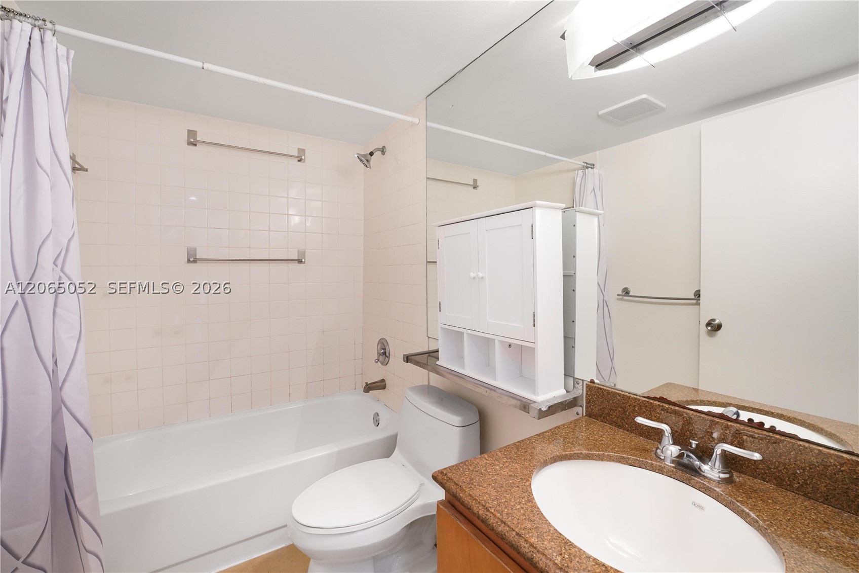 770 Claughton Island Dr #808, Miami FL 33131