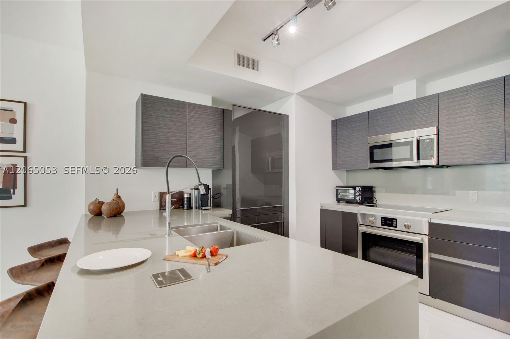1080 Brickell Ave #1504, Miami FL 33131