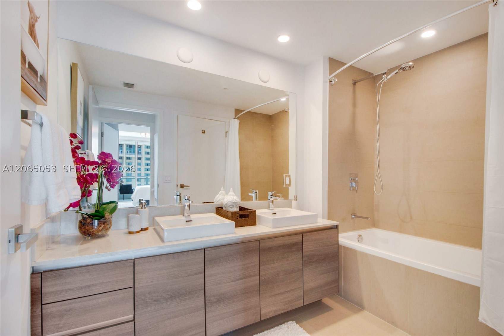 1080 Brickell Ave #1504, Miami FL 33131