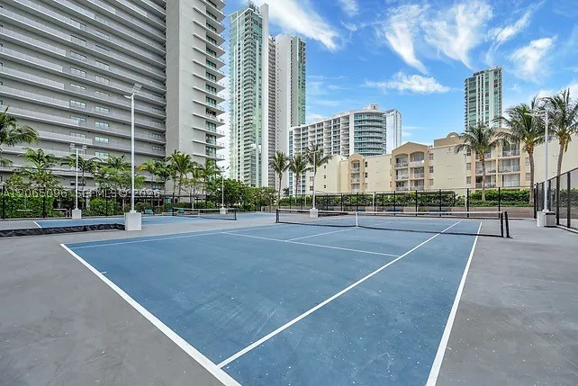 480 NE 31st St #605, Miami FL 33137