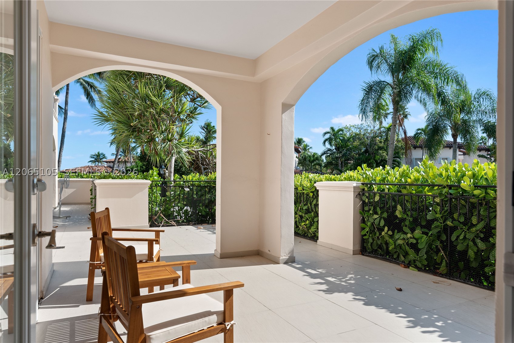19216 Fisher Island Dr #19216, Miami Beach FL 33109