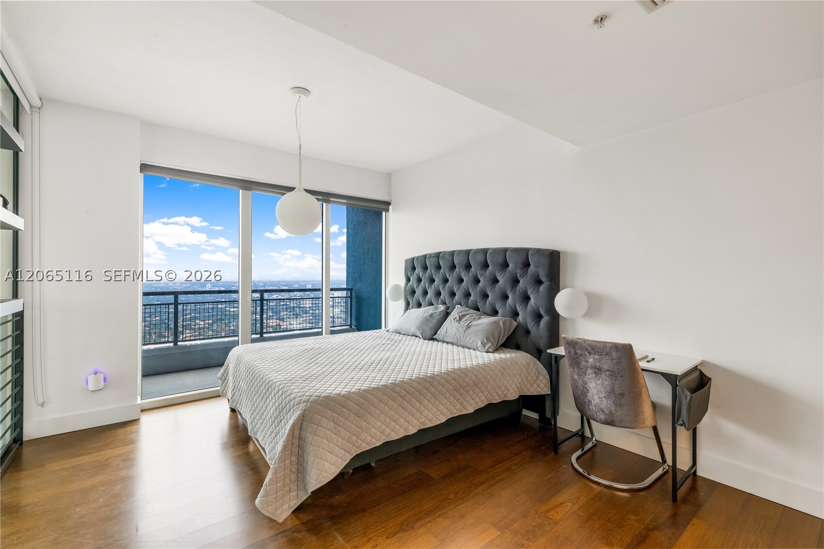 60 SW 13th St #4001, Miami FL 33130