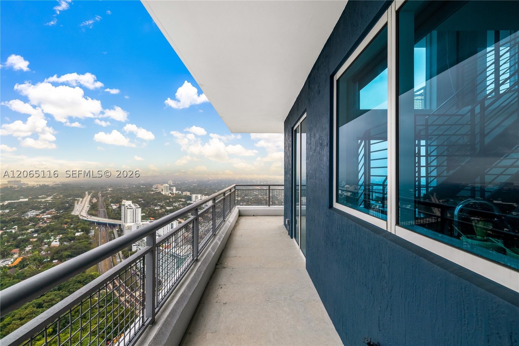 60 SW 13th St #4001, Miami FL 33130
