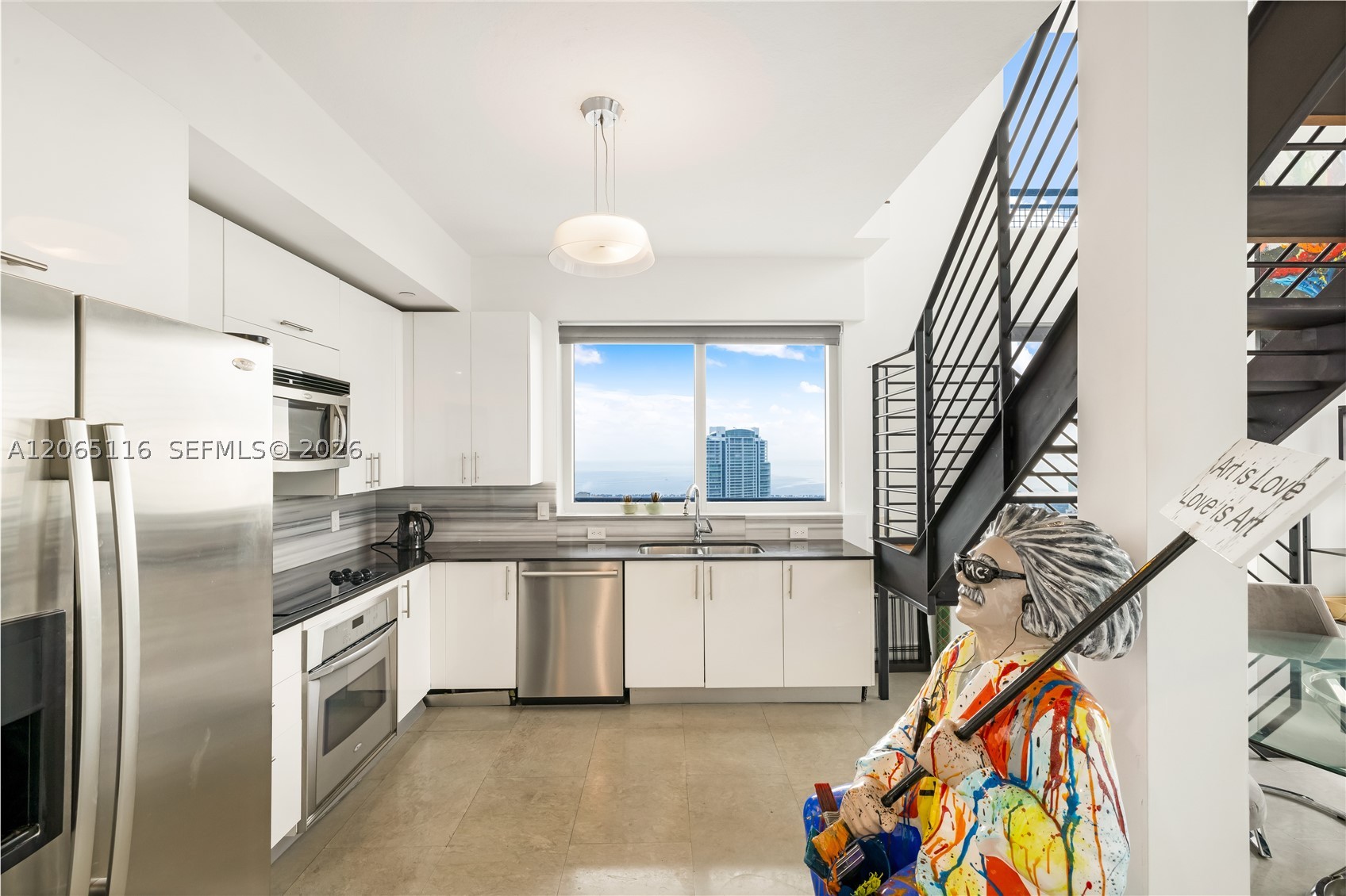 60 SW 13th St #4001, Miami FL 33130