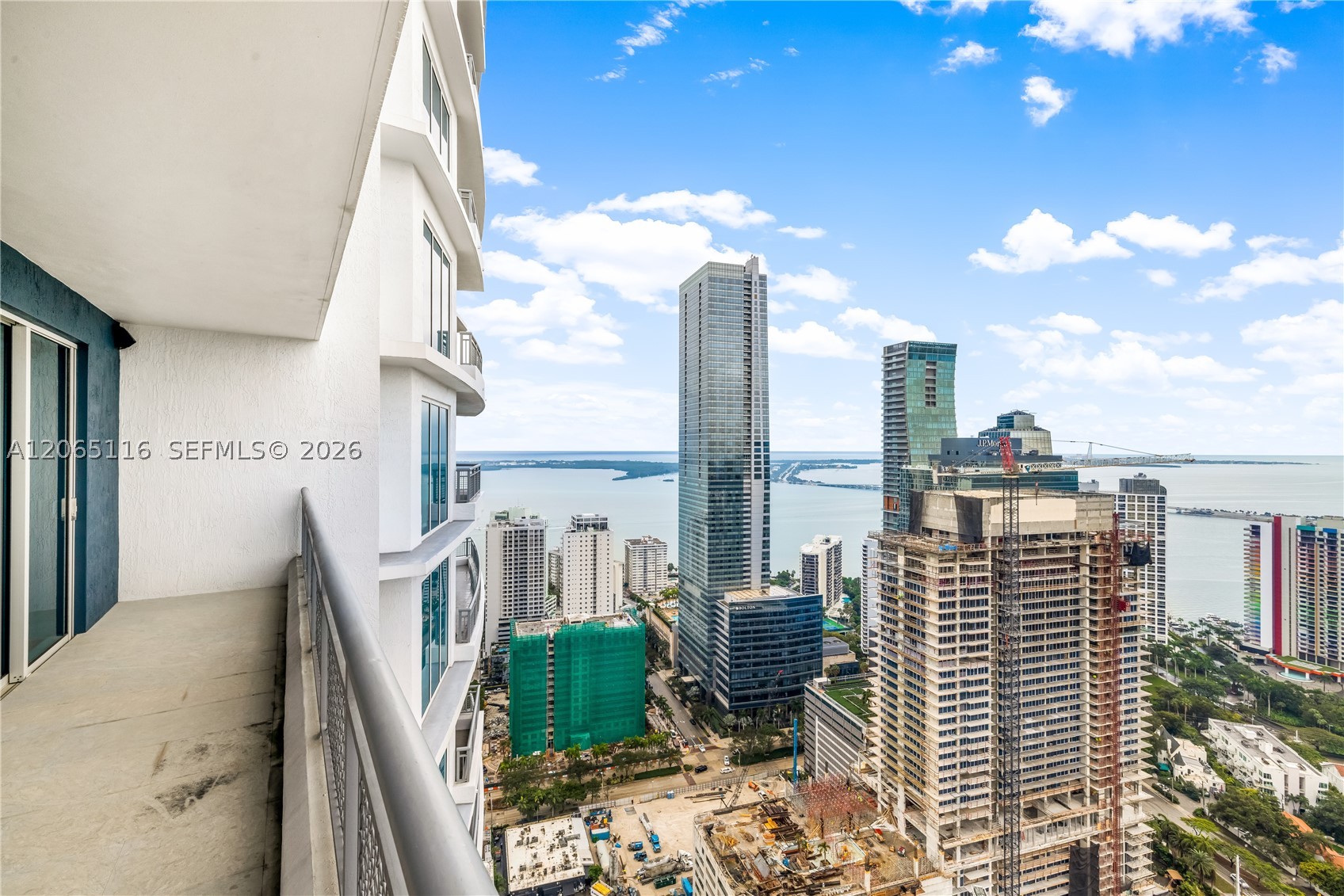 60 SW 13th St #4001, Miami FL 33130