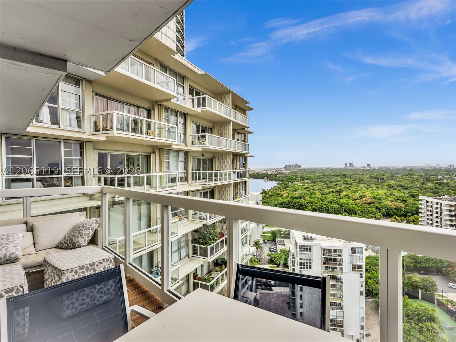 2451 S Brickell Ave #20M, Miami FL 33129