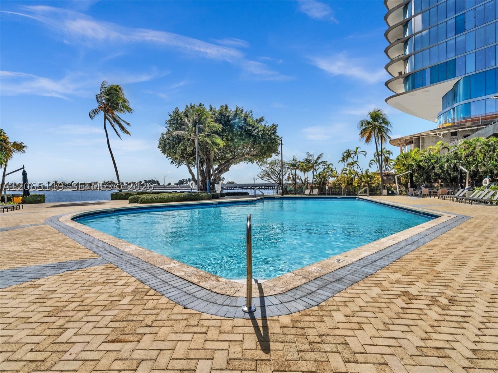 2451 S Brickell Ave #20M, Miami FL 33129
