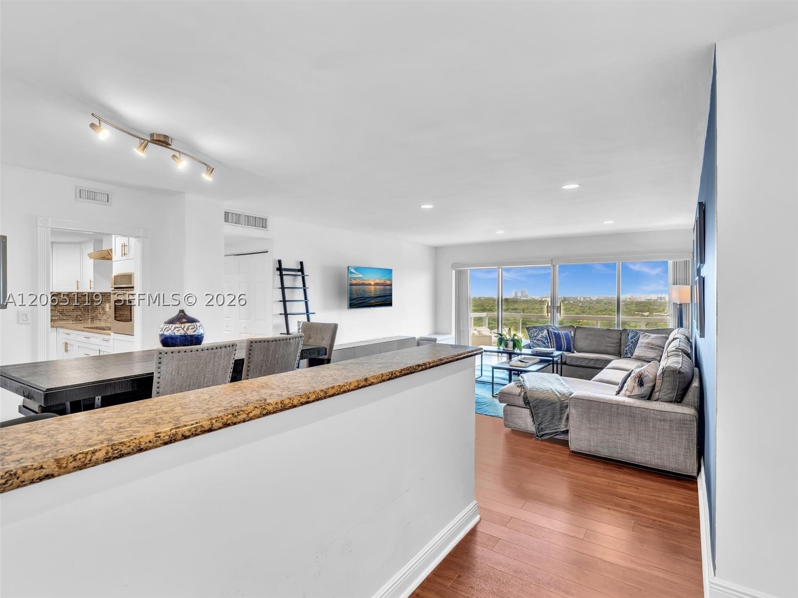 2451 S Brickell Ave #20M, Miami FL 33129