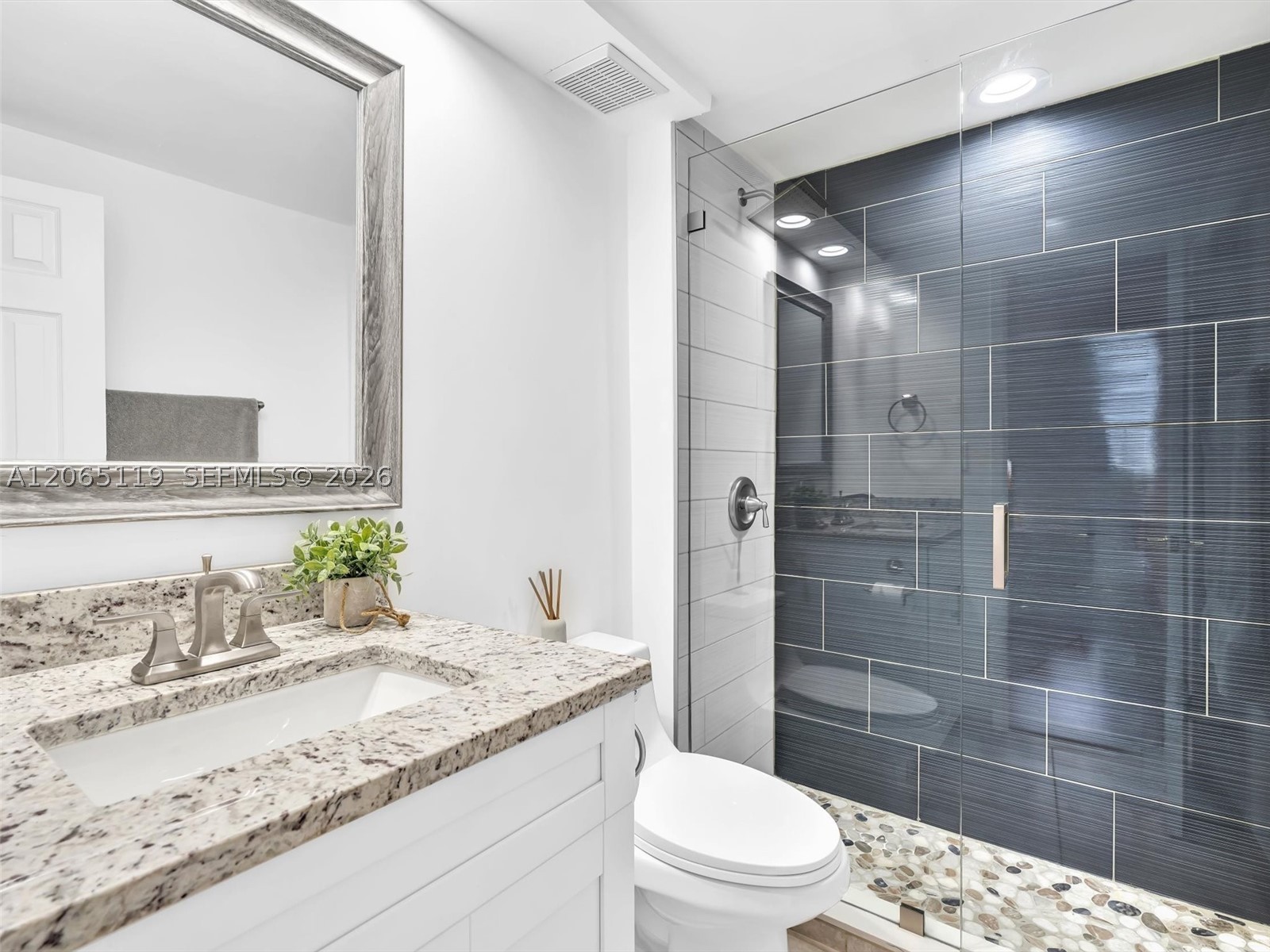 2451 S Brickell Ave #20M, Miami FL 33129
