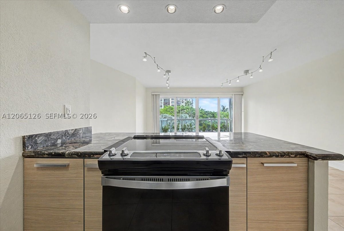 2451 Brickell Ave #4F, Miami FL 33129