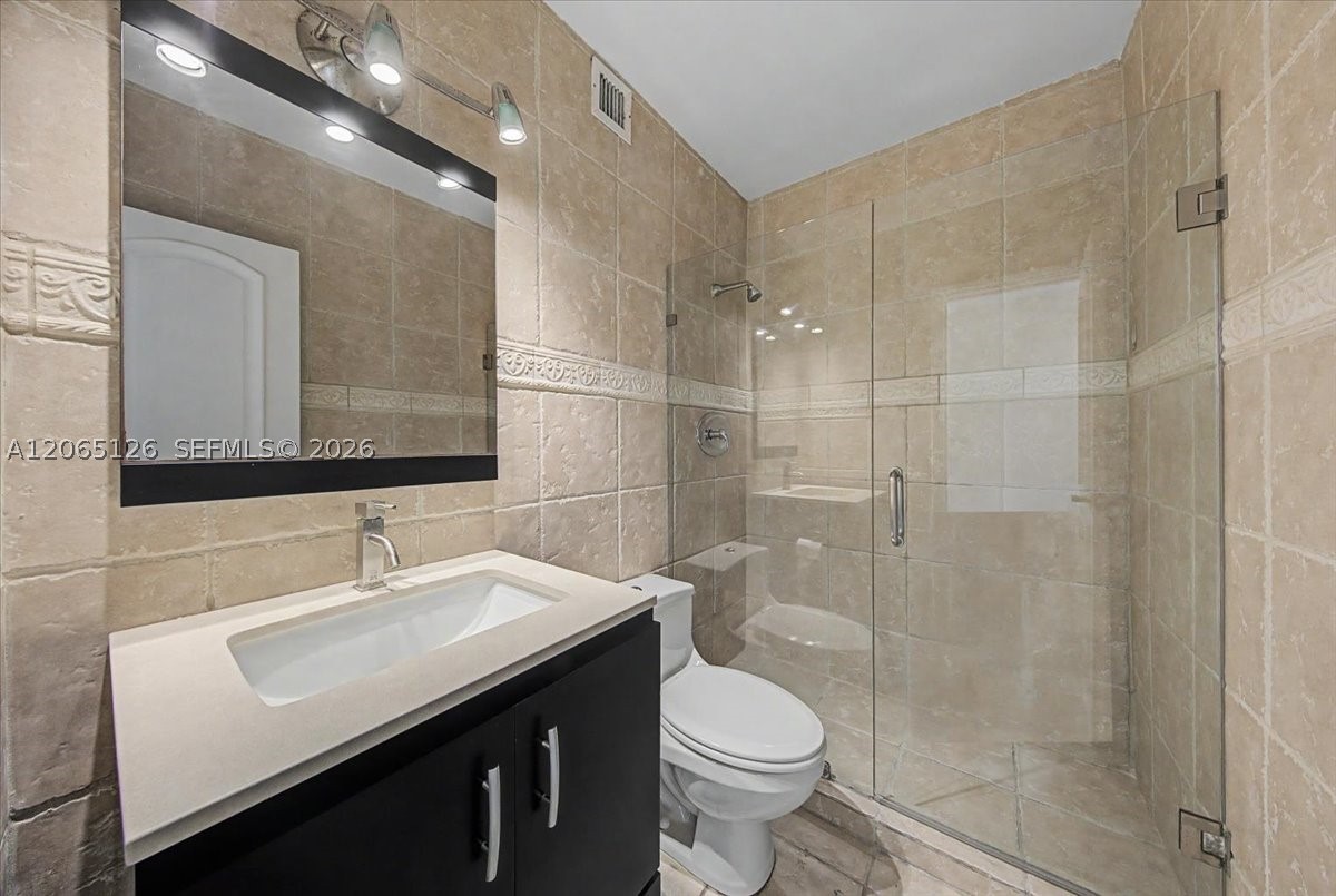 2451 Brickell Ave #4F, Miami FL 33129