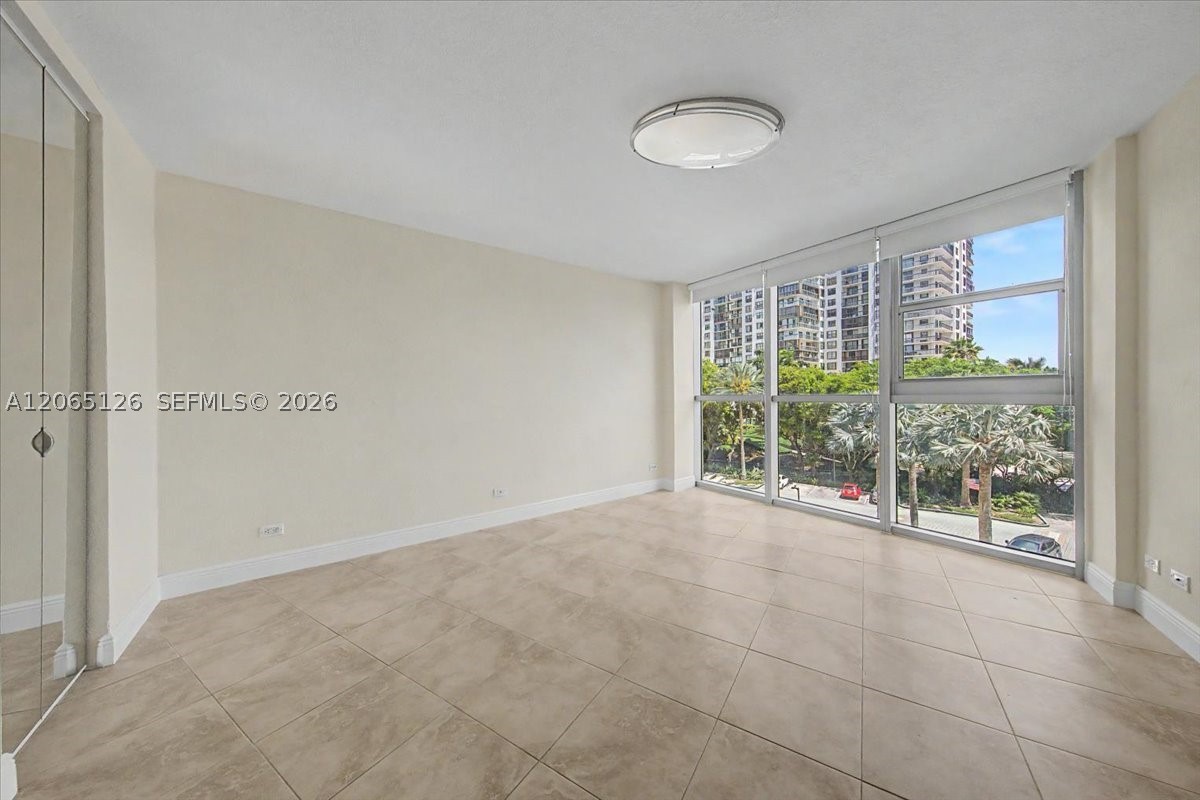 2451 Brickell Ave #4F, Miami FL 33129