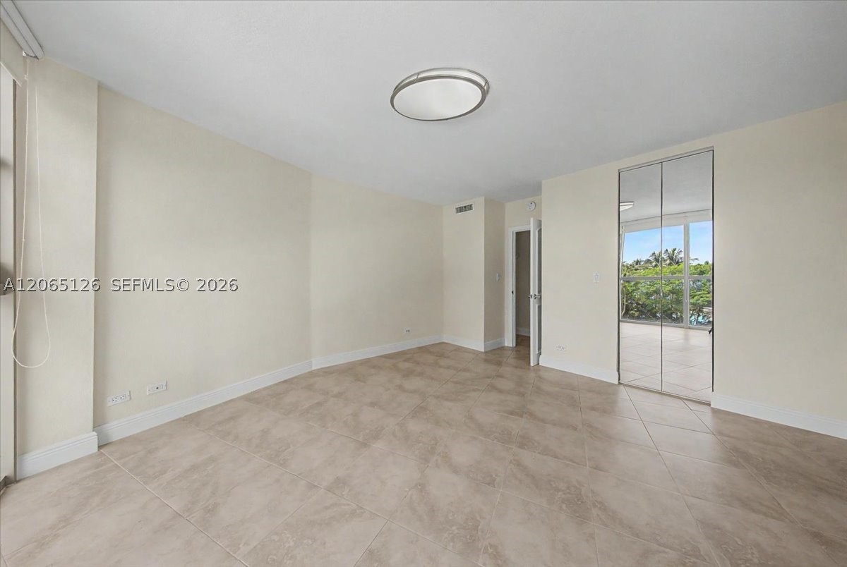 2451 Brickell Ave #4F, Miami FL 33129