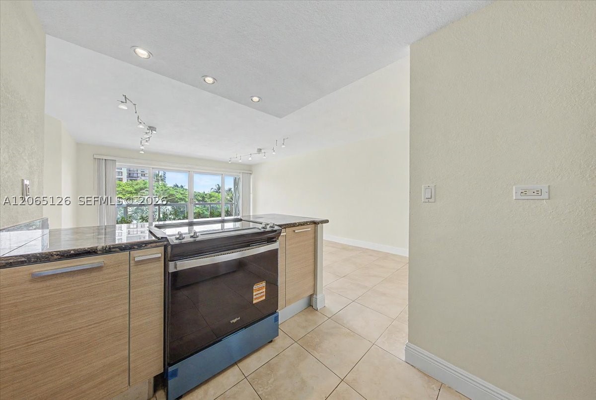 2451 Brickell Ave #4F, Miami FL 33129