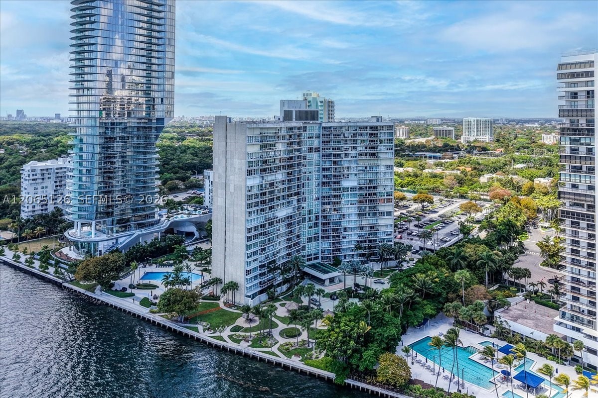 2451 Brickell Ave #4F, Miami FL 33129