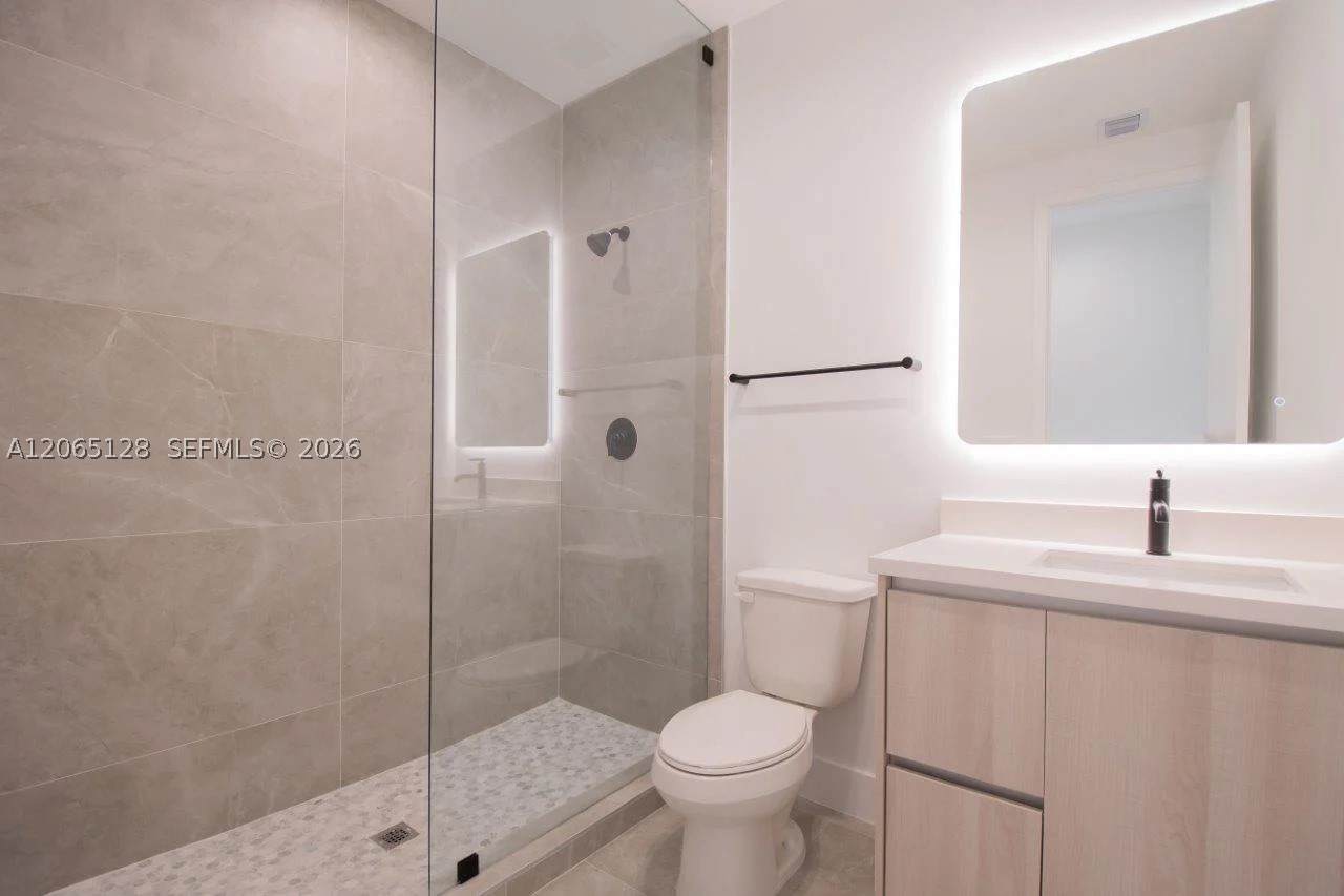 6860 SW 80th St #6860, Miami FL 33143