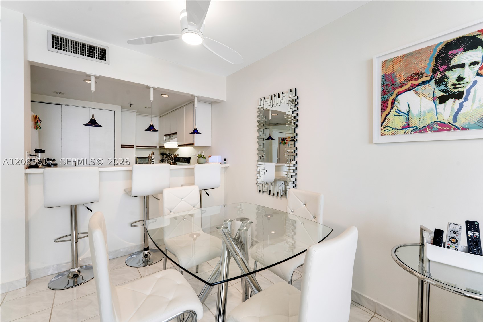 540 Brickell Key Dr #1422, Miami FL 33131
