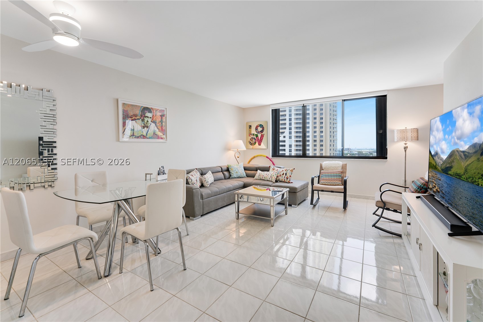 540 Brickell Key Dr #1422, Miami FL 33131