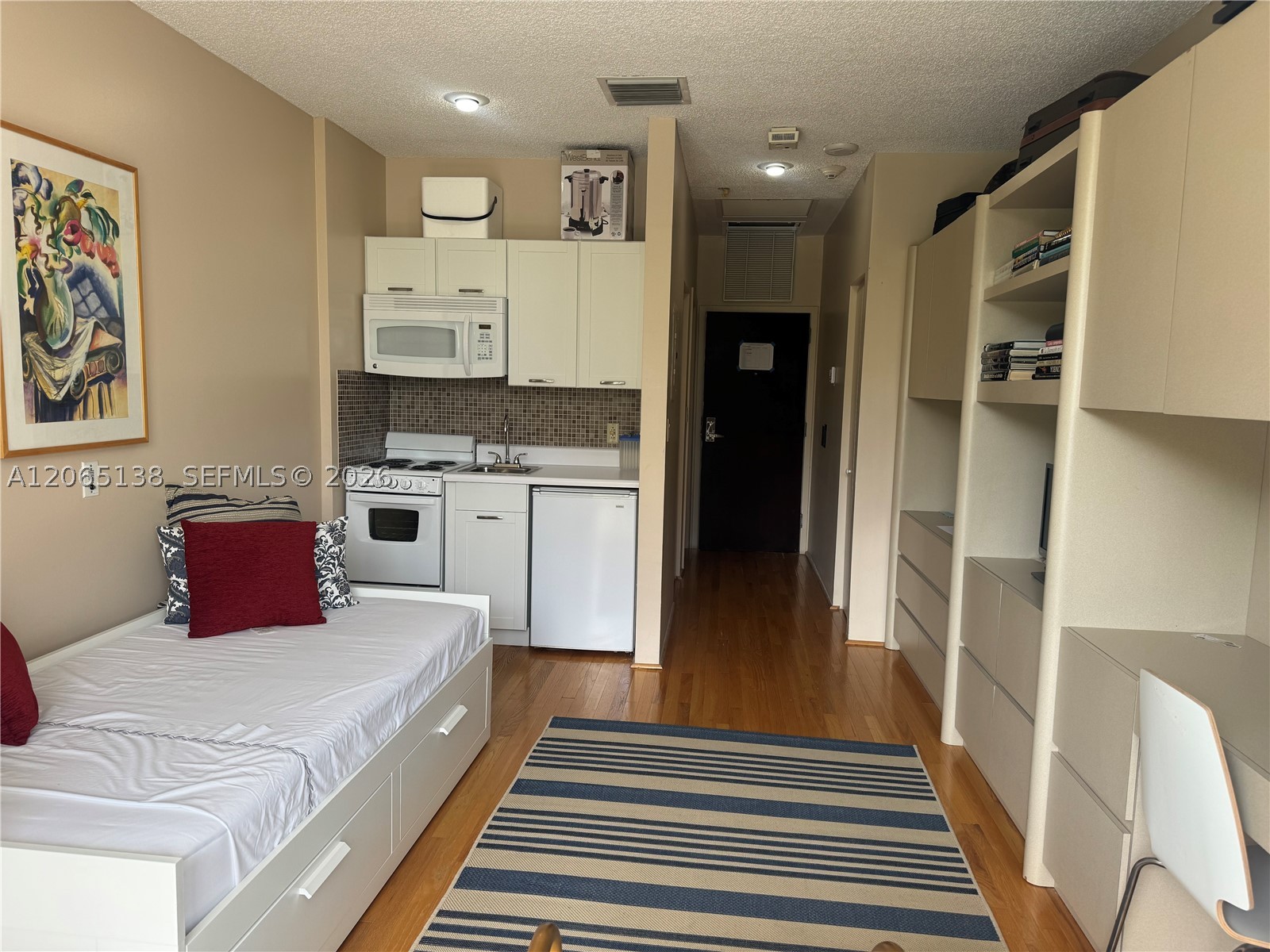 3000 Island Blvd #332, Aventura FL 33160