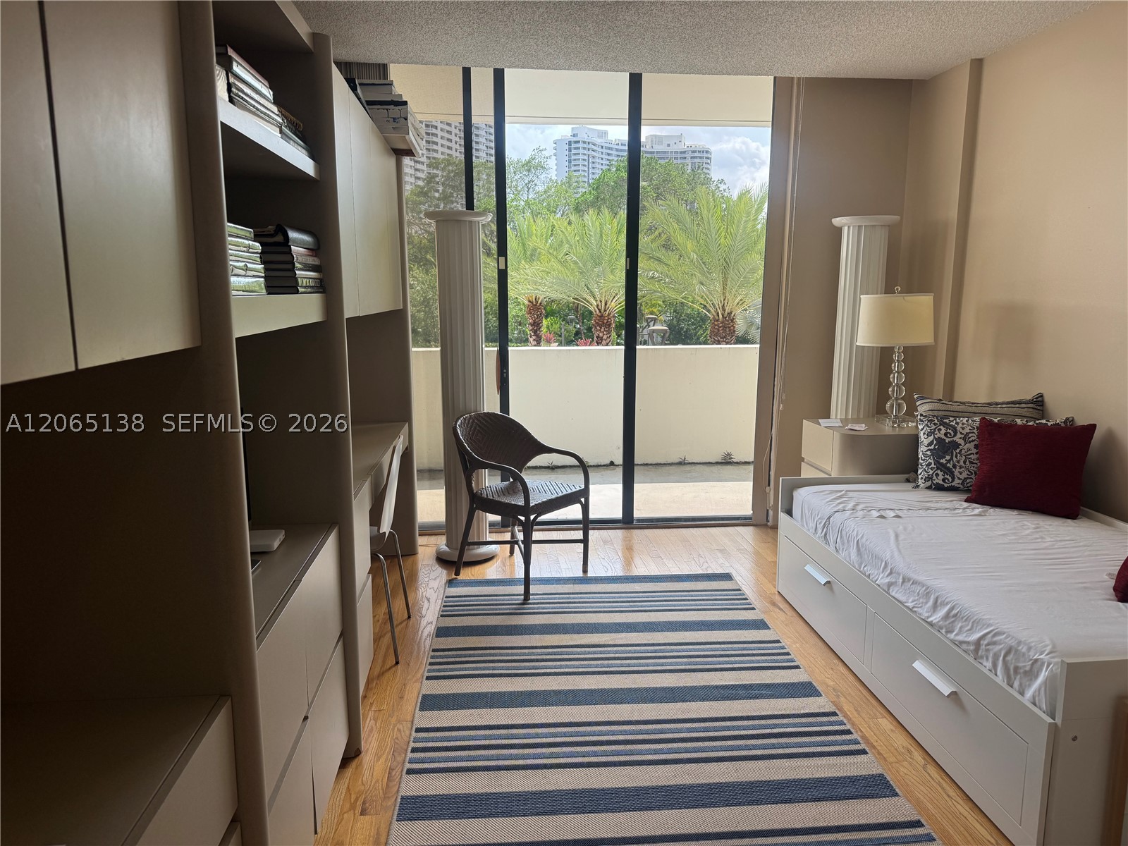 3000 Island Blvd #332, Aventura FL 33160