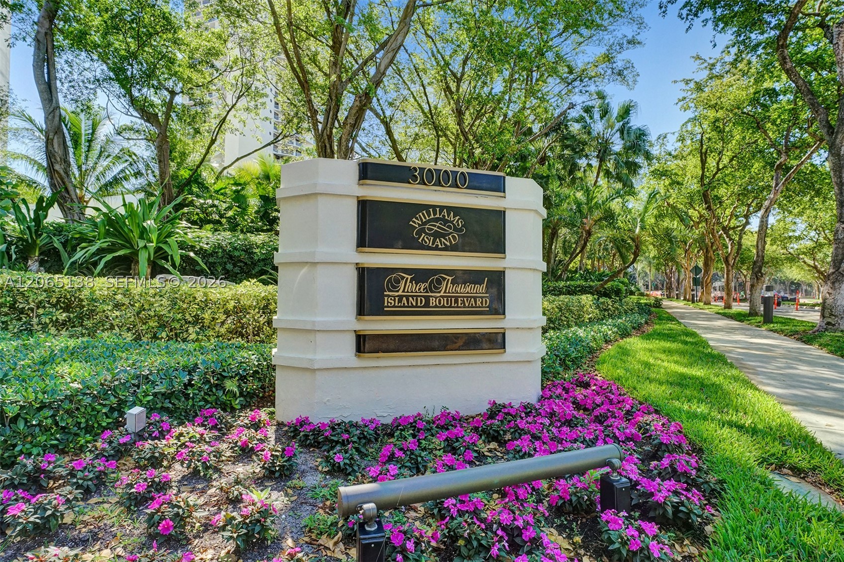3000 Island Blvd #332, Aventura FL 33160