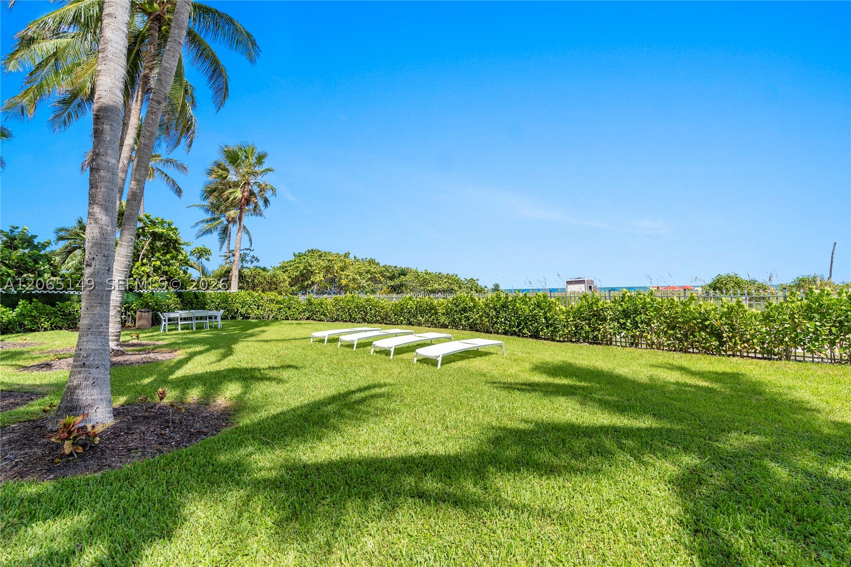 4201 Collins Ave #1503, Miami Beach FL 33140