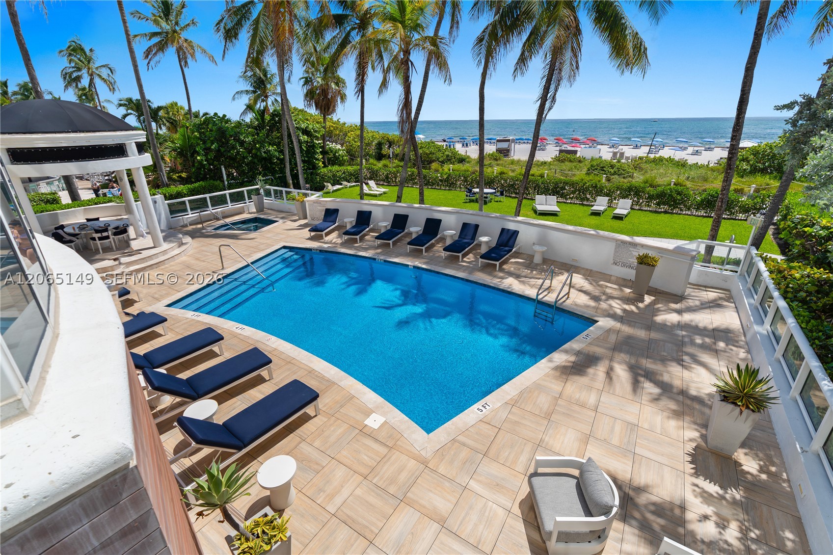 4201 Collins Ave #1503, Miami Beach FL 33140